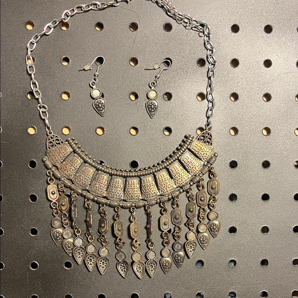 Sarah Cavender Metalworks Bronze and Silver Necklace Set